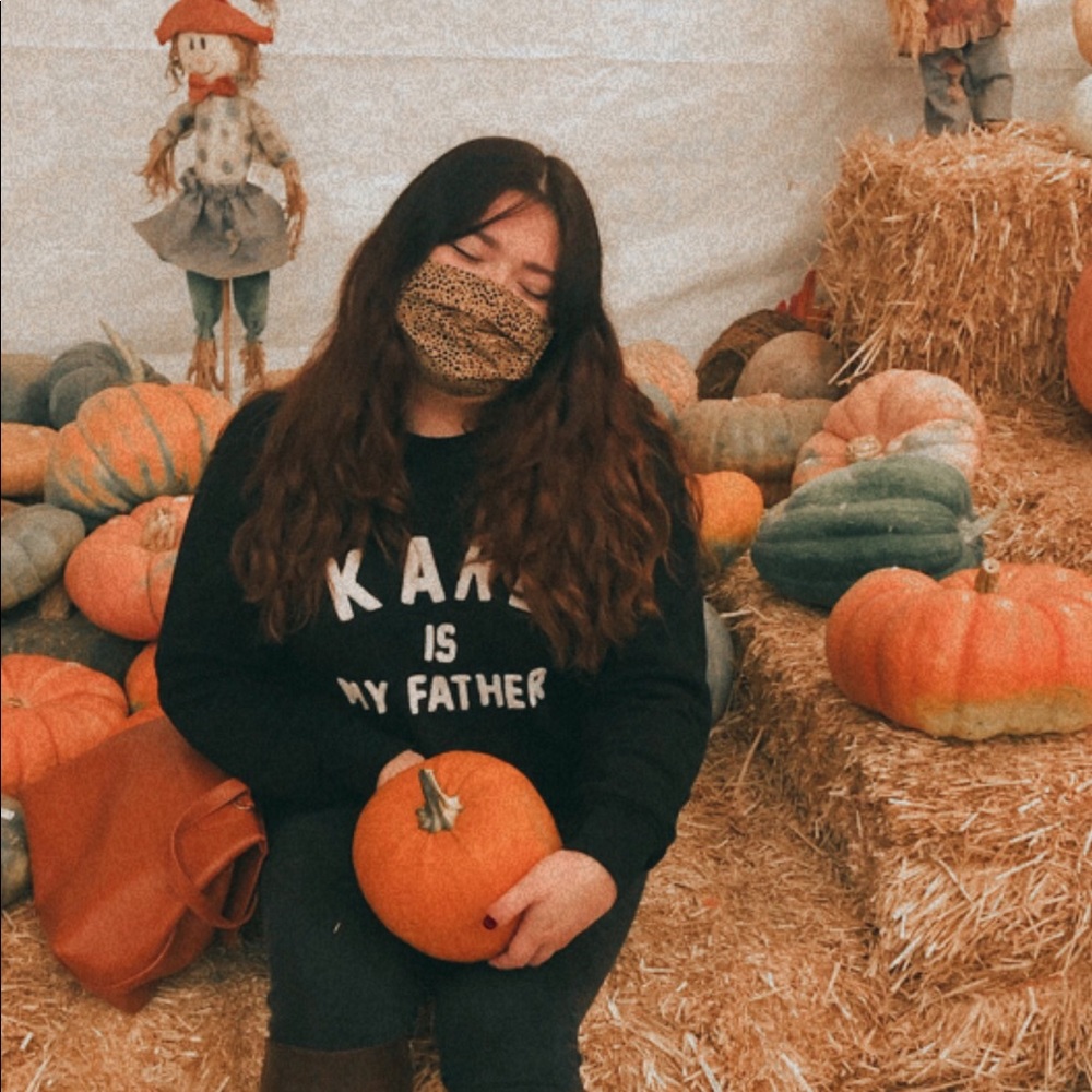 Meet your Posher, Clarissa